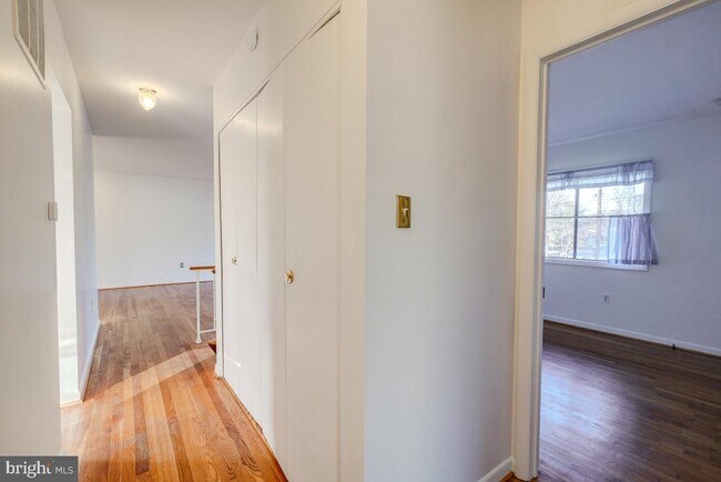 Building Photo - 13701 Arctic Ave