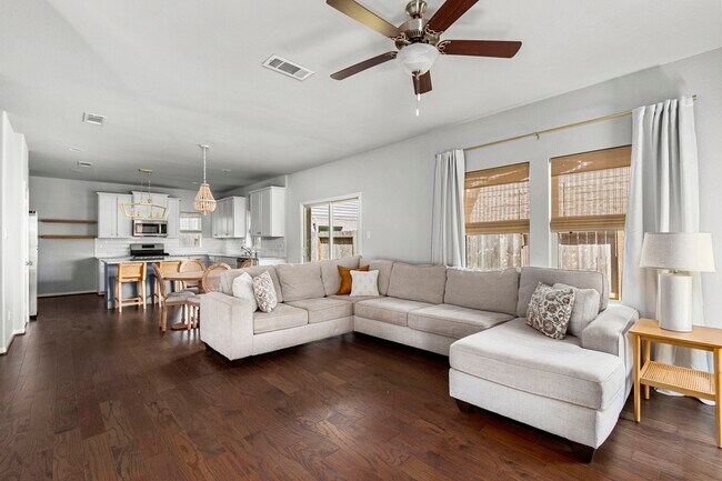 Building Photo - 31130 Mahogany Fir Trl