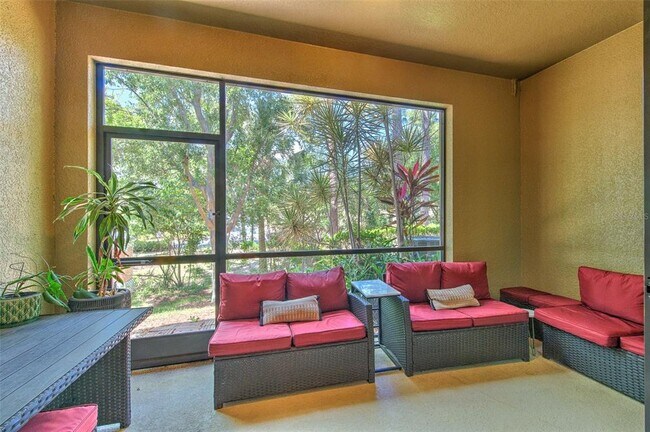 Building Photo - 11808 13th Way N