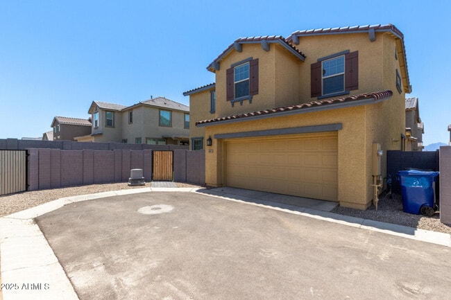 Building Photo - 3813 N 100th Dr