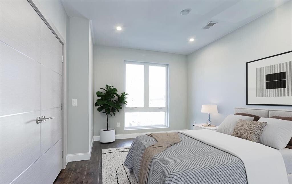 Master bedroom - 1630 Cambridge St