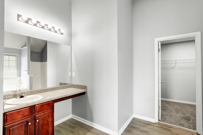 Building Photo - Gorgeous 3-Bedroom Home with Extra Flex Space!