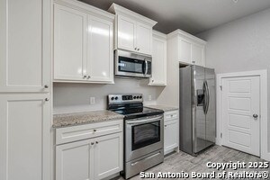Building Photo - 1606 Eckhert Blvd