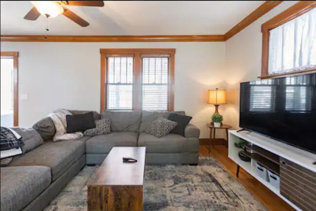 Building Photo - Original Charm With Modern Updates!!