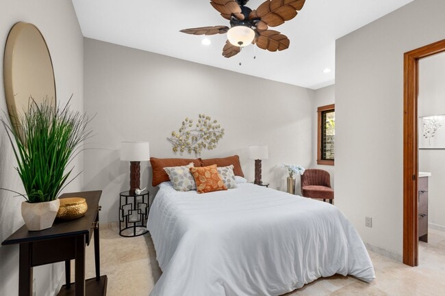 Building Photo - Luxury Home Kona Vista 3 bedroom, 4 bathroom, & bonus room- pool & hot tub