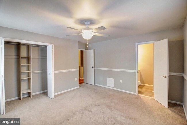 Building Photo - 101 S Oak Cliff Ct