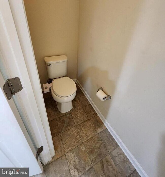 Building Photo - 104 Oflannery Ct