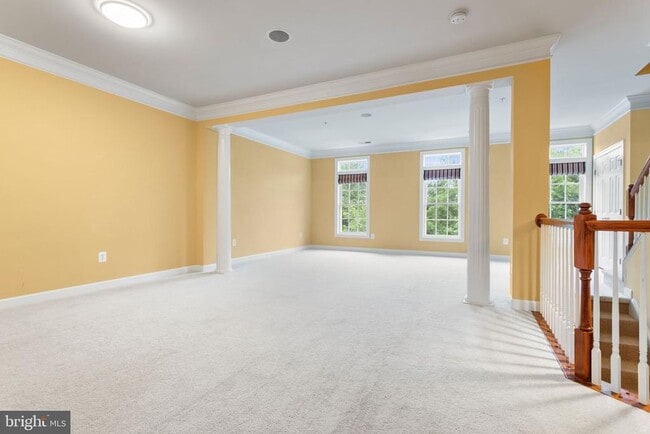 Building Photo - 3675 Spring Hollow Ln