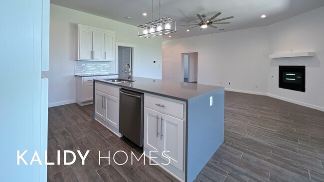 Building Photo - 20456 Antler Farms Dr
