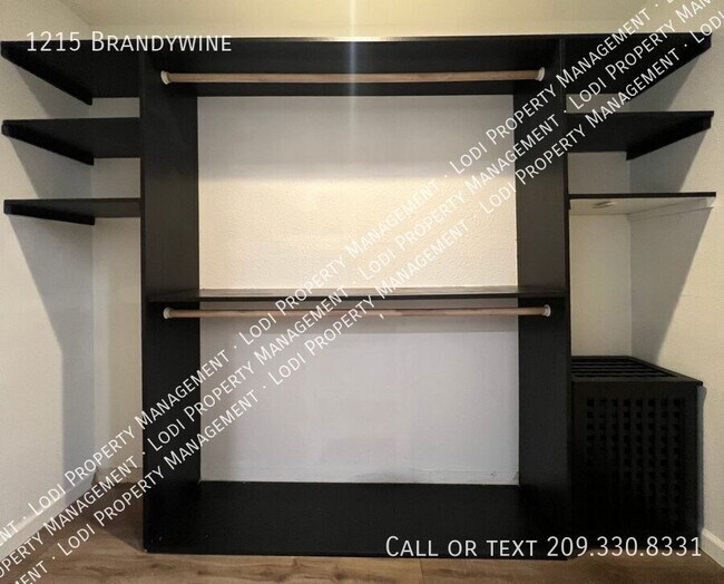 Building Photo - 1215 Brandywine-
