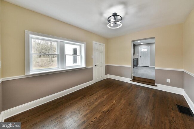 Building Photo - 6166 Mechanicsville Rd