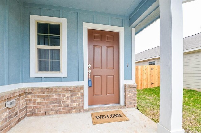 Building Photo - 21622 Calico Bush Trail