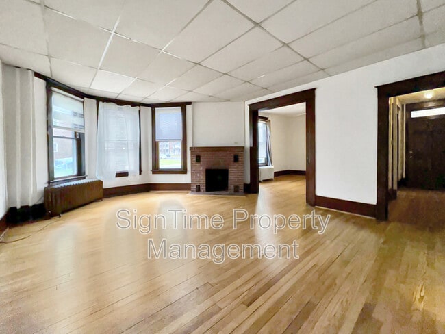 Building Photo - 825-827 Hamilton Boulevard - 827