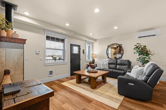 Building Photo - 24493 E Pinnacle Ct