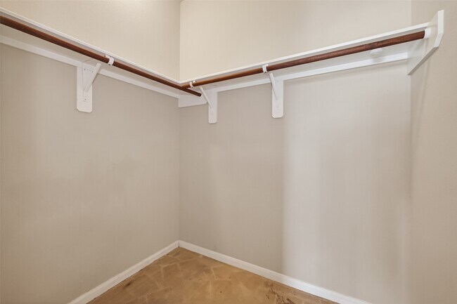 Building Photo - 19662 Little Pine Ln