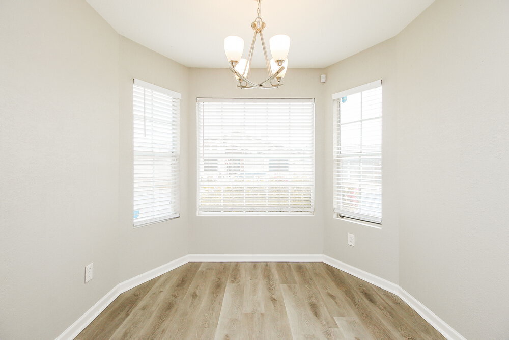 Building Photo - 1616 N Alta Mesa Dr
