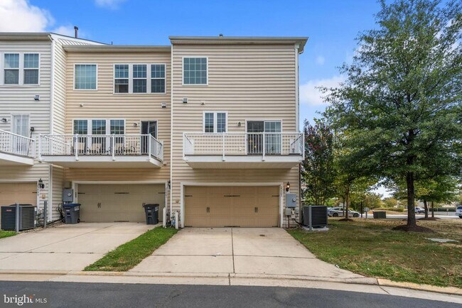 Building Photo - 25503 Amber Gate Terrace