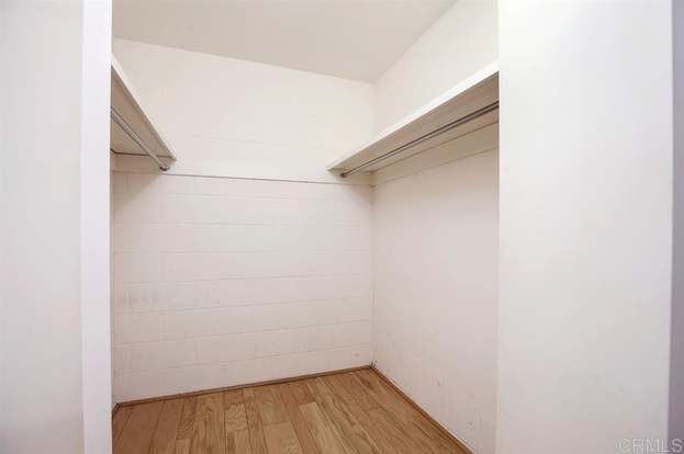 Building Photo - 1250 Cave St