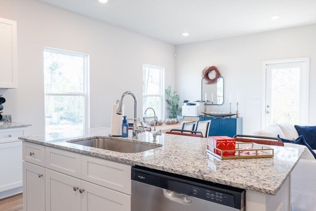 Building Photo - Fresh, Modern Living in Bemiss Springs – Stylish New-Construction 3BR Townhome with Upgraded Fini...