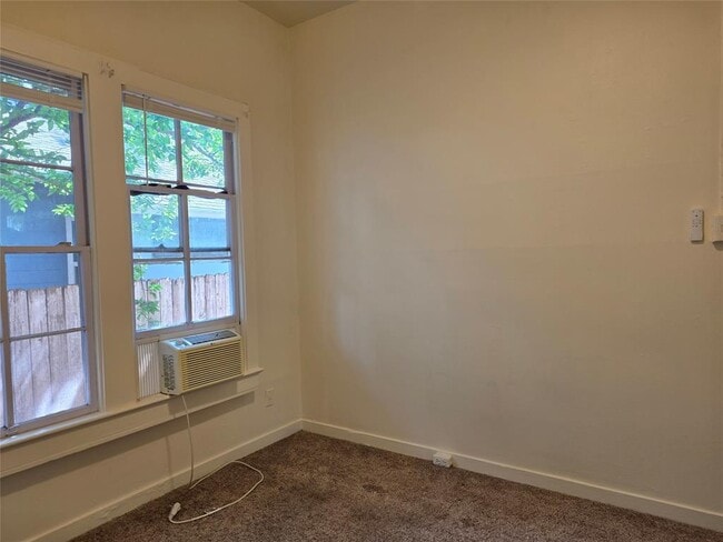 Building Photo - 4613 Avenue G