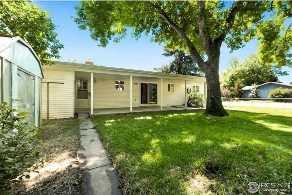 Building Photo - 1241 S Bryan Ave