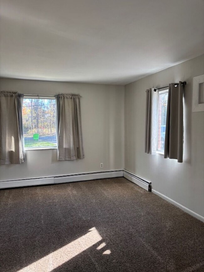 Building Photo - SEYM