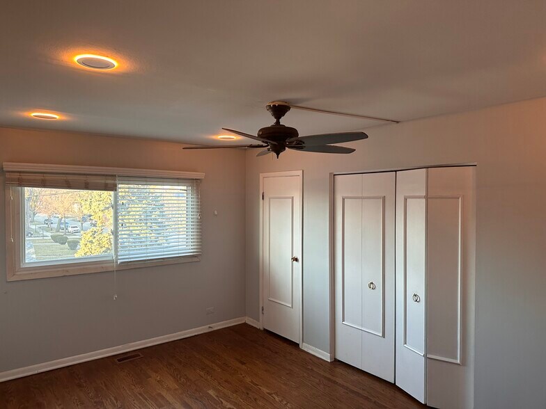 Building Photo - 4832 Old Orchard Rd