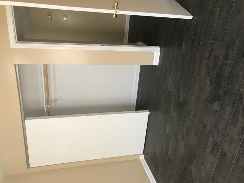 Building Photo - 821 Karma Ct