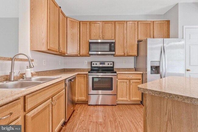 Building Photo - 3110 Gallop Way