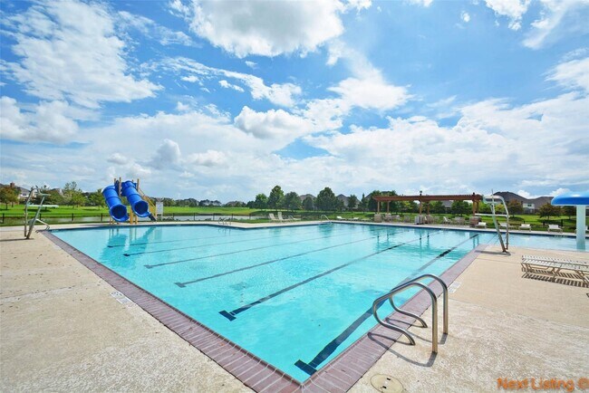 Building Photo - 20811 Garden Arbor Ln