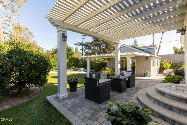 Building Photo - 4816 Indianola Way