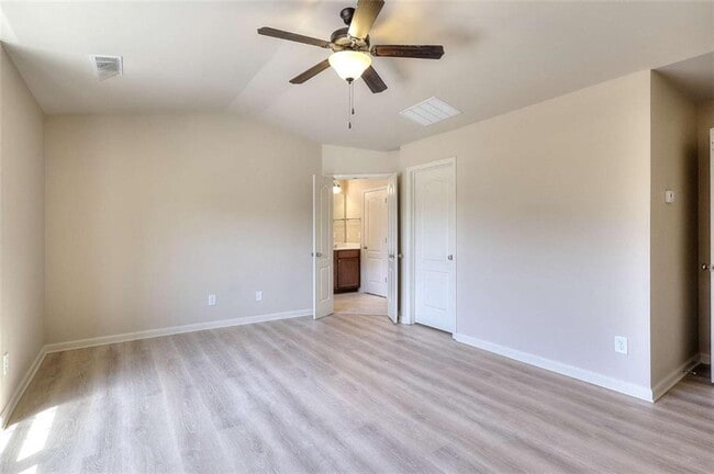 Building Photo - 3702 Brockenhurst Dr