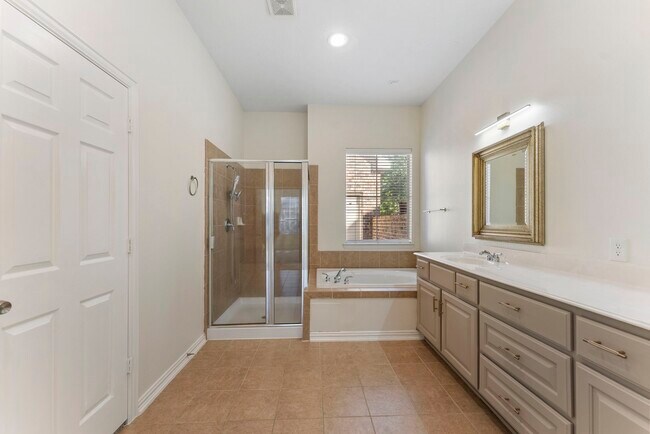 Building Photo - 10 Andante Trail Pl
