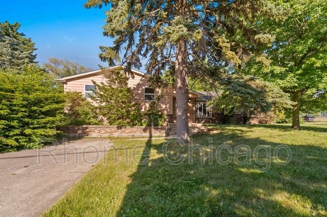 Primary Photo - 1709 S Highland Ave