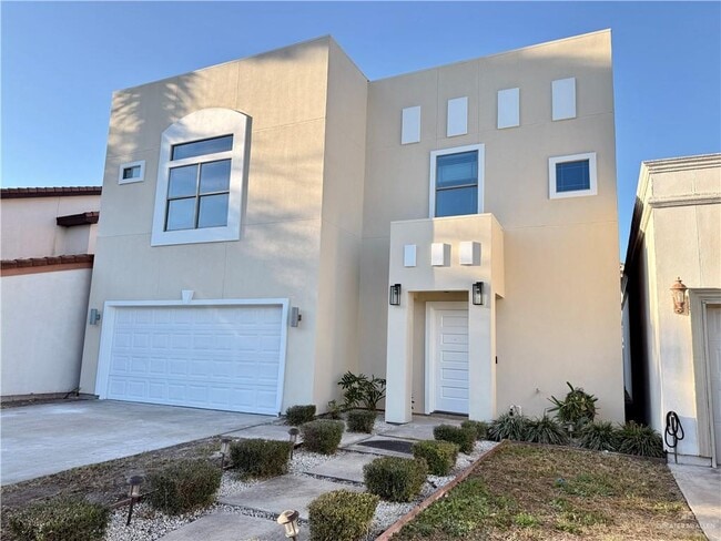 Building Photo - 15 Colorado St