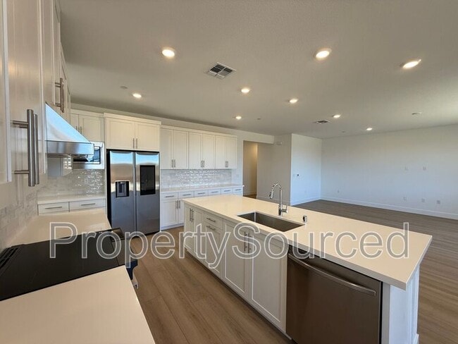 Building Photo - 1336 Martorella Ave