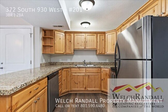 Building Photo - 372 S 930 W