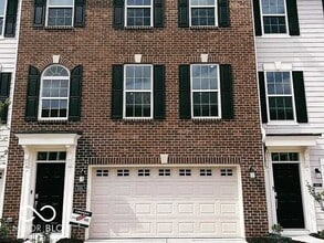 Building Photo - 6886 Sunstone Pl