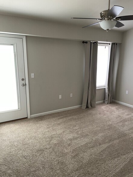 Master Bedroom and Balcony Door - 4323 Capri Way