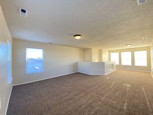 Building Photo - Corner Lot - 3 Car Garage -Enchanted Hills