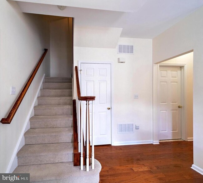 Building Photo - 101 Haddon Ct