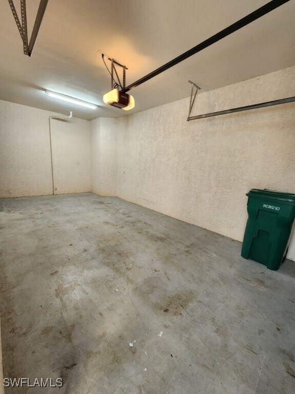 Building Photo - 11408 Quail Village Way