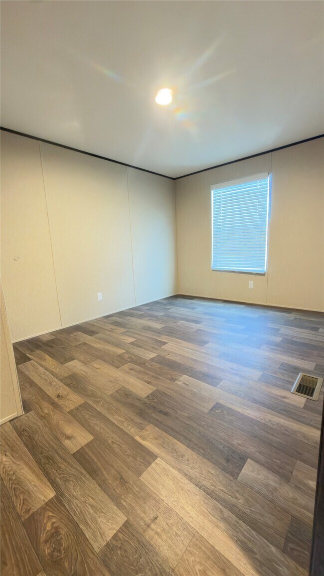 Building Photo - 7173 Rd 5878