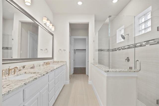 Building Photo - 2708 Deansbrook Dr
