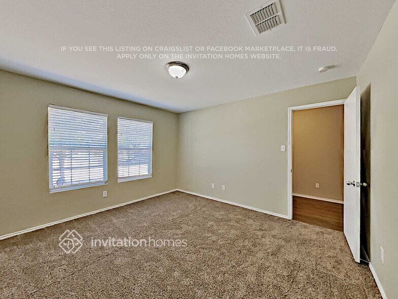 Building Photo - 8007 Stowe Springs Ln