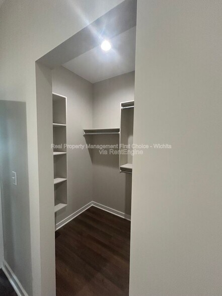 Building Photo - 1965 Cody