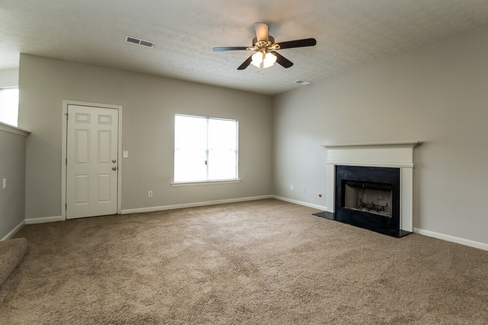 Building Photo - 650 Compton Ln