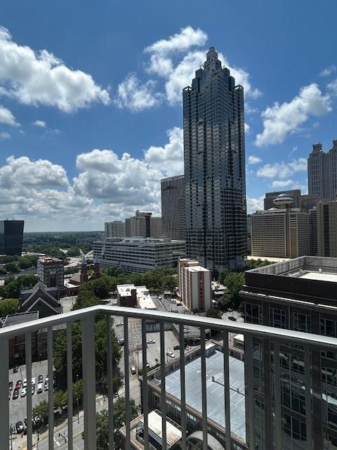 Primary Photo - 400 W Peachtree St NW