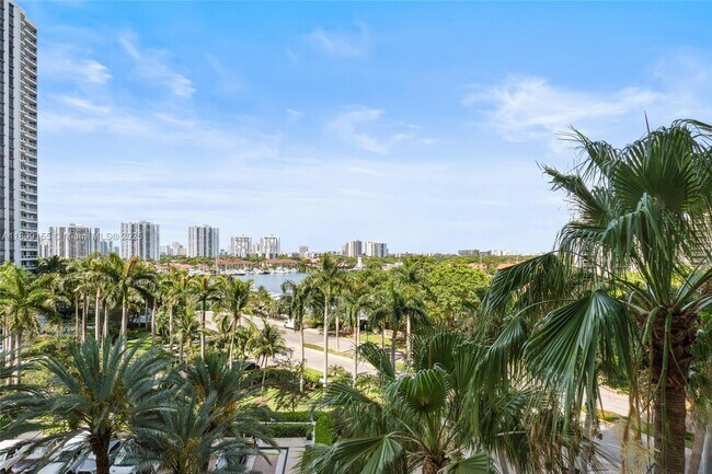 Building Photo - 21205 Yacht Club Dr