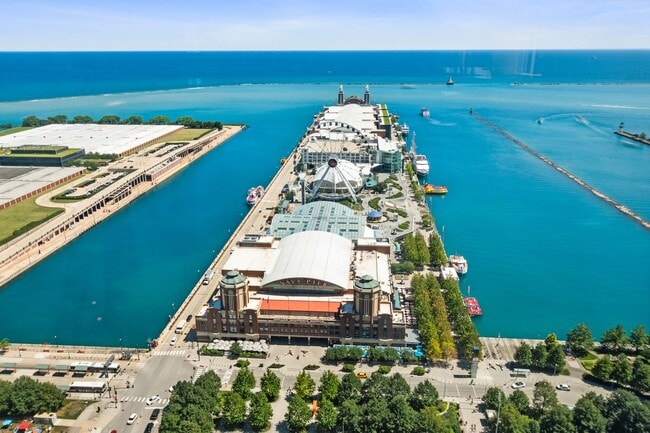 Building Photo - 505 N Lake Shore Dr